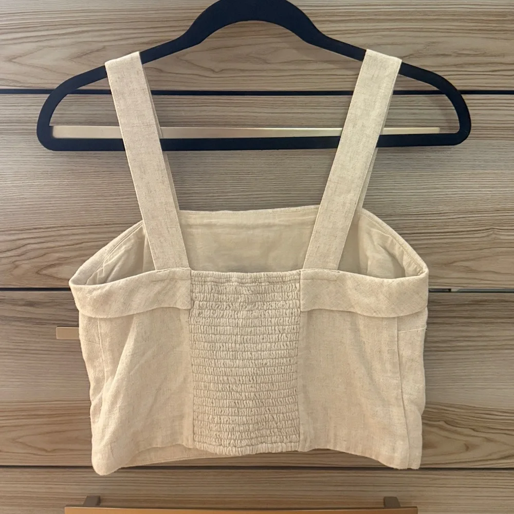 AE Cropped Linen Tank - Picture 4 of 9